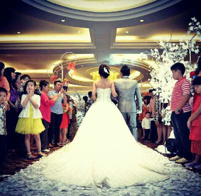 Hendra Lili Wedding Day by Serenity wedding organizer - 002