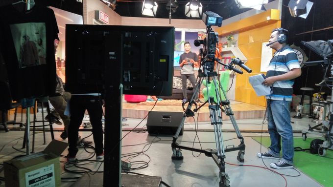 Happy Hour Mnctv By Josh Friends Entertainment Bridestory Com It was founded on 1 august 1990, at first broadcasting only educational programmes, but has since become similar to other indonesian tv stations. happy hour mnctv by josh friends
