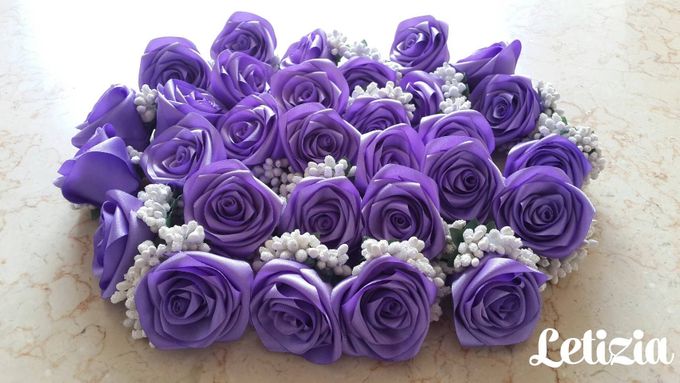 Single flower boutonniere by Letizia Wedding - 012 Single flower boutonniere by Letizia Wedding - 012