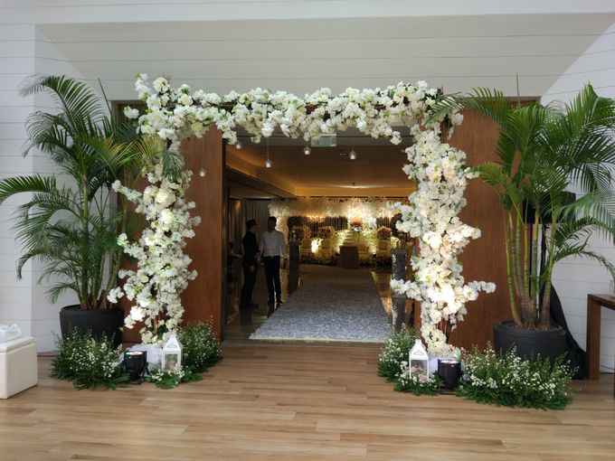Wedding of Marshal & Maya at Residence On Five Hyatt Hotel on July 16th 2017 by Sparkling Organizer - 007 Wedding of Marshal & Maya at Residence On Five Hyatt Hotel on July 16th 2017 by Sparkling Organizer - 007