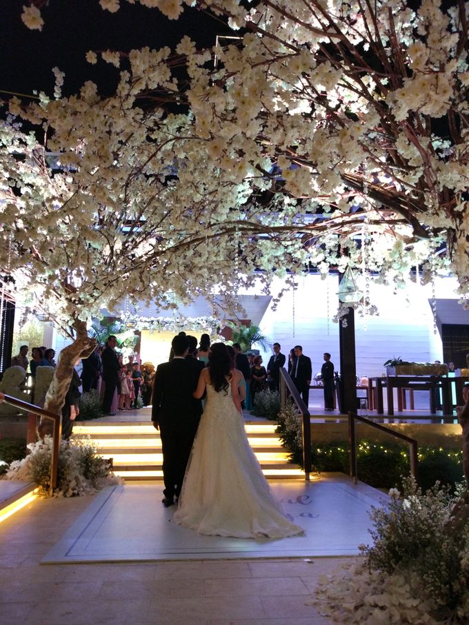 Wedding of Marshal & Maya at Residence On Five Hyatt Hotel on July 16th 2017 by Sparkling Organizer - 035 Wedding of Marshal & Maya at Residence On Five Hyatt Hotel on July 16th 2017 by Sparkling Organizer - 035