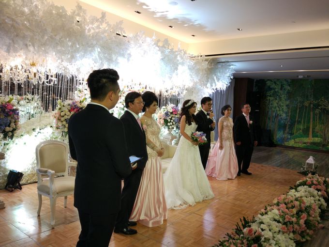 Wedding of Marshal & Maya at Residence On Five Hyatt Hotel on July 16th 2017 by Sparkling Organizer - 040 Wedding of Marshal & Maya at Residence On Five Hyatt Hotel on July 16th 2017 by Sparkling Organizer - 040