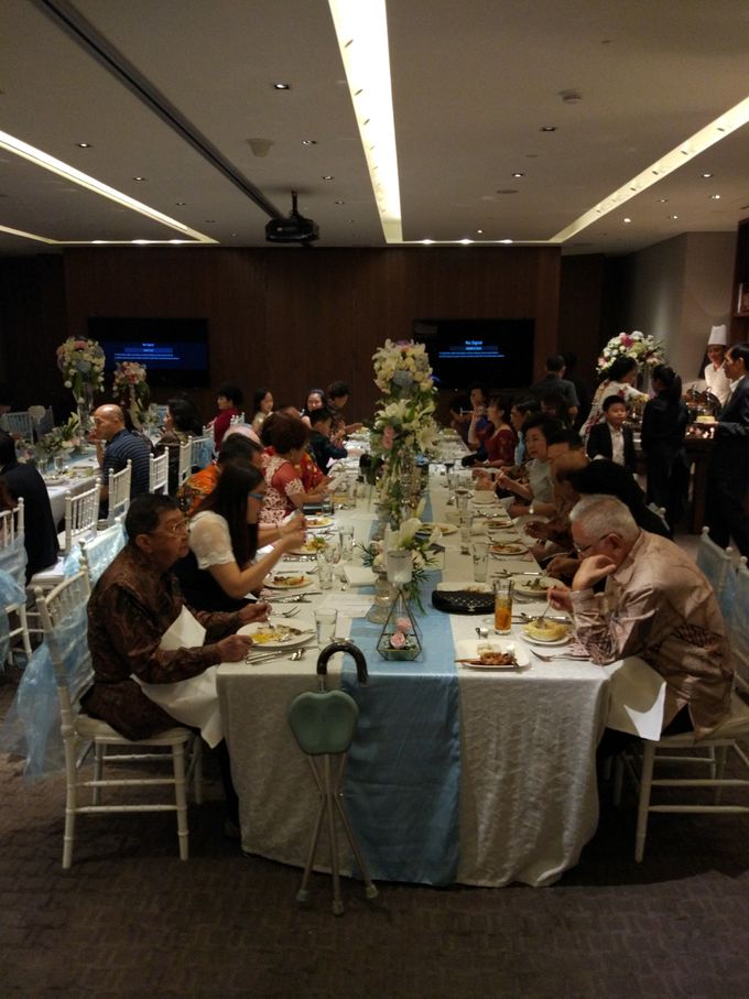 Wedding of Marshal & Maya at Residence On Five Hyatt Hotel on July 16th 2017 by Sparkling Organizer - 041 Wedding of Marshal & Maya at Residence On Five Hyatt Hotel on July 16th 2017 by Sparkling Organizer - 041
