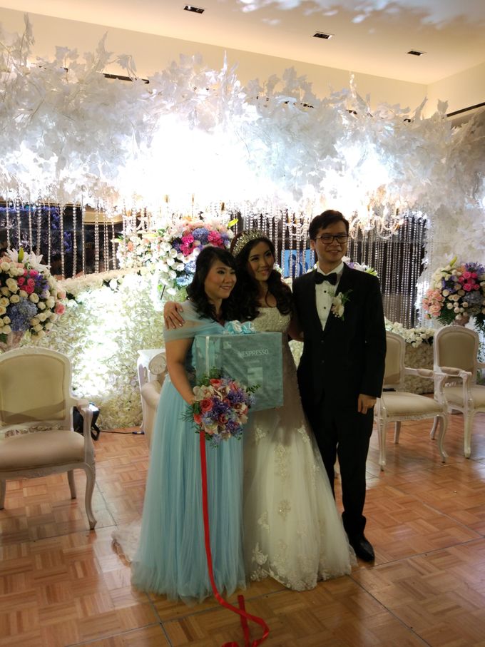 Wedding of Marshal & Maya at Residence On Five Hyatt Hotel on July 16th 2017 by Sparkling Organizer - 042 Wedding of Marshal & Maya at Residence On Five Hyatt Hotel on July 16th 2017 by Sparkling Organizer - 042