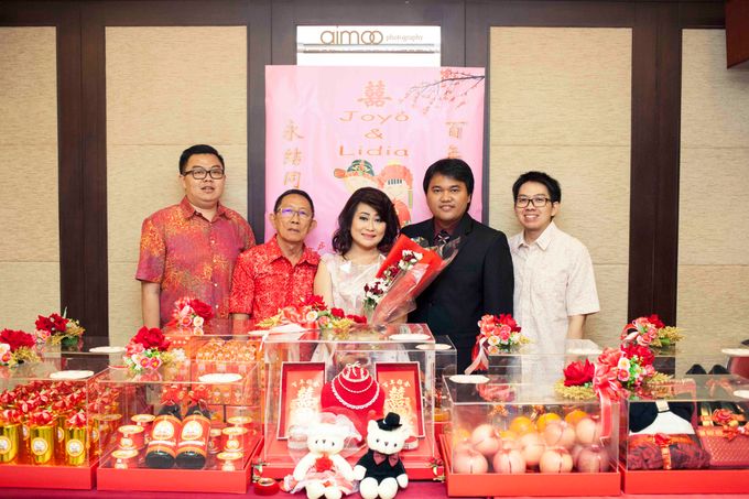 The Engagement of Lidia & Joyo by Fabulous Event Organizer - 006