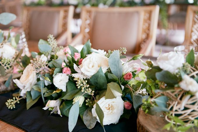 Indoor Destination Wedding at Sundara Four Seasons  Jimbaran by Flora Botanica Designs - 001