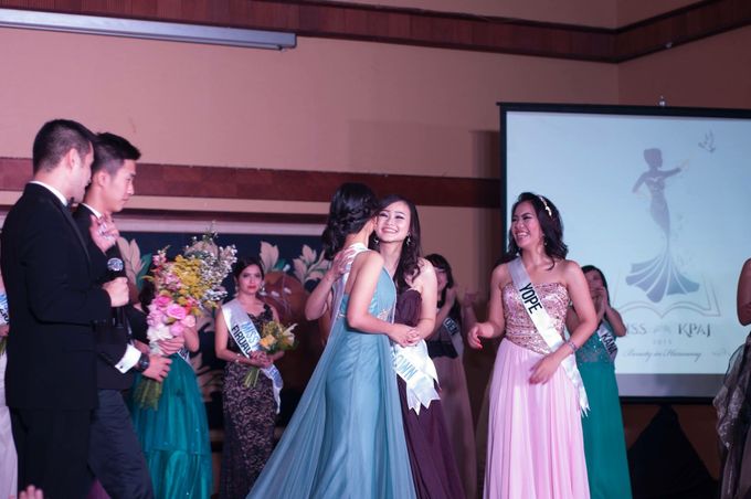 Miss KPAJ 2015 Final Night (Hairdo) by Gladys Natalia MUA - 008