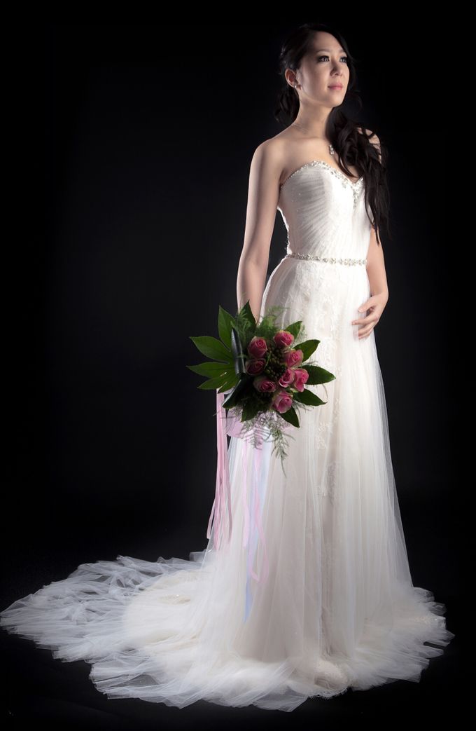 Bridal Photoshoot Michelle Wong by Vivi Christin Makeup Artist & Hair Stylist - 003 Bridal Photoshoot Michelle Wong by Vivi Christin Makeup Artist & Hair Stylist - 003