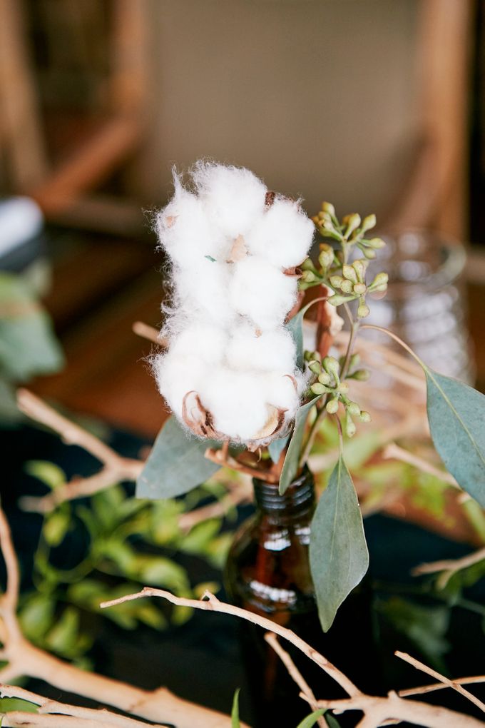 Indoor Destination Wedding at Sundara Four Seasons  Jimbaran by Flora Botanica Designs - 013