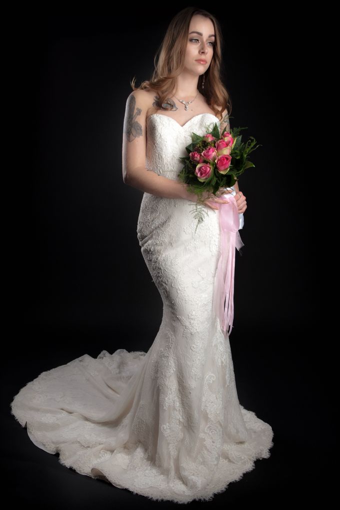Bridal Photoshoot Danielle by Vivi Christin Makeup Artist & Hair Stylist - 002 Bridal Photoshoot Danielle by Vivi Christin Makeup Artist & Hair Stylist - 002