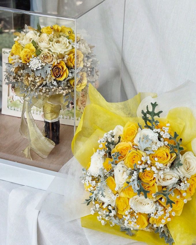 4D sunny wedding bouquet by CONSERVÉ FLOWER PRESERVATION - 001 4D sunny wedding bouquet by CONSERVÉ FLOWER PRESERVATION - 001