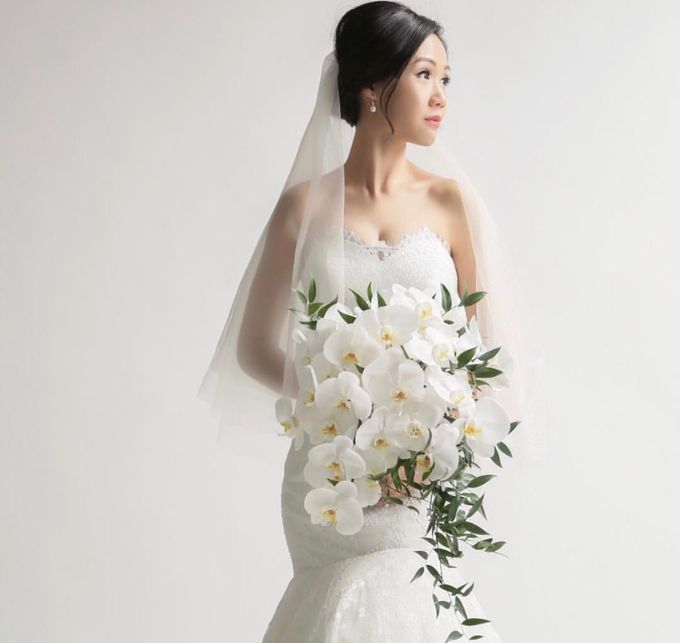 Bridal Hand Bouquet by Petite Fleur SG - 001 Bridal Hand Bouquet by Petite Fleur SG - 001