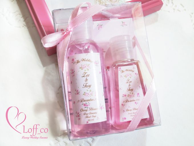 Anti-Bacterial Hand Gel by Loff_co souvenir - 006 Anti-Bacterial Hand Gel by Loff_co souvenir - 006