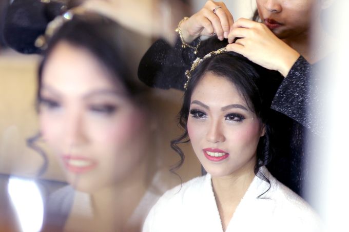 Simple and Elegant Wedding by AngelineThresdy Makeup Artist - 005 Simple and Elegant Wedding by AngelineThresdy Makeup Artist - 005
