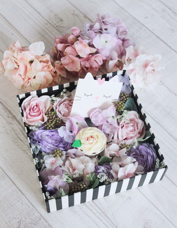 Flowers in a Box by Cup Of Love Design Studio - 002