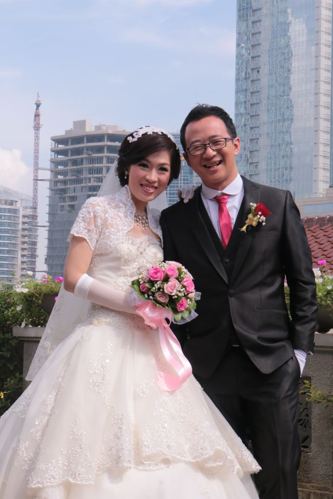 Sampoerna Strategic Square - Adit & Irene Wedding by Impressions Wedding Organizer - 015