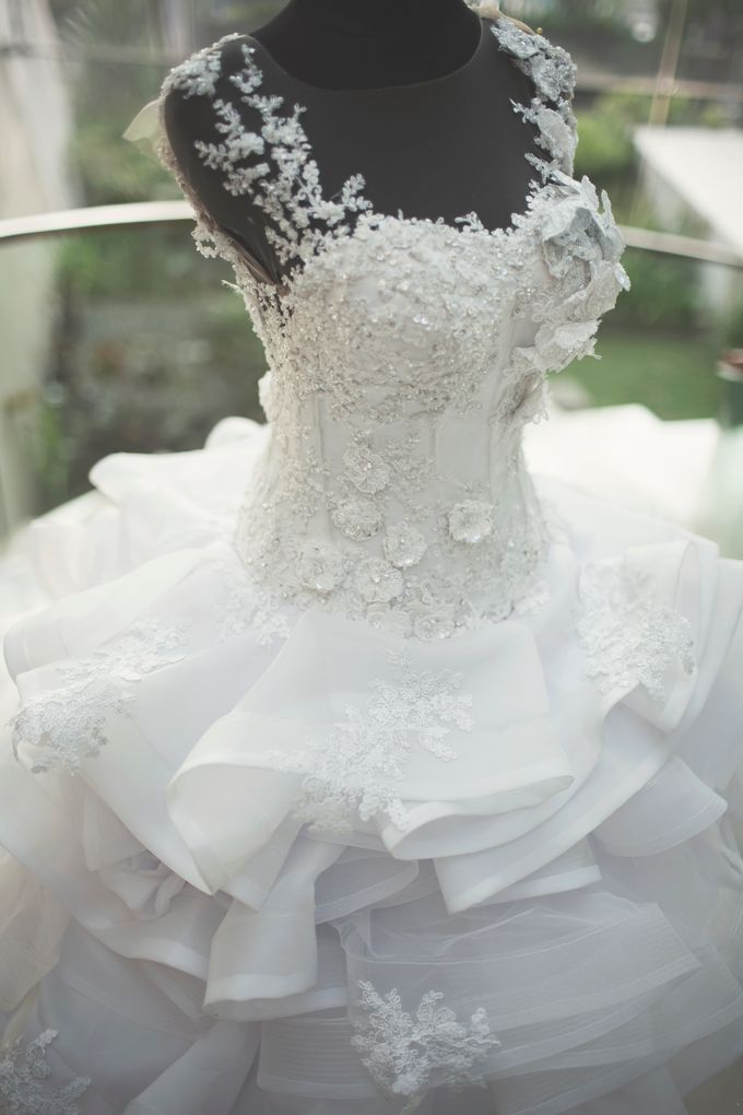Hendra and Inneke Wedding by Laviola MUA by Pauline - 005 Hendra and Inneke Wedding by Laviola MUA by Pauline - 005