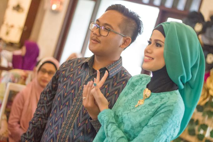 Tiara and Bayu Engagement by Pancarona Creative Visual - 009