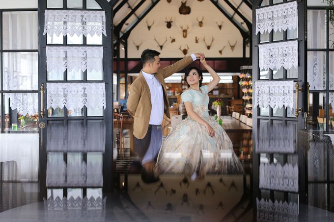 Prewedding Gown for Mrs Risca by Deasy Marlina - 008
