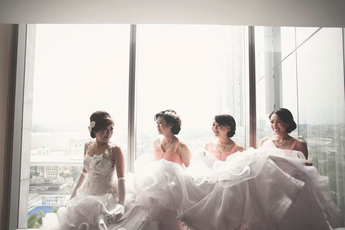 Hendra and Inneke Wedding by Laviola MUA by Pauline - 003 Hendra and Inneke Wedding by Laviola MUA by Pauline - 003