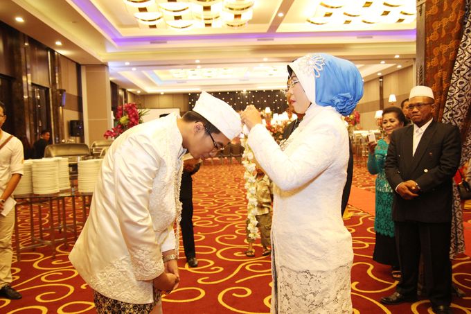 Wedding Annisa & Syaiful by Aston Imperial Bekasi Hotel & Conference Center - 011 Wedding Annisa & Syaiful by Aston Imperial Bekasi Hotel & Conference Center - 011