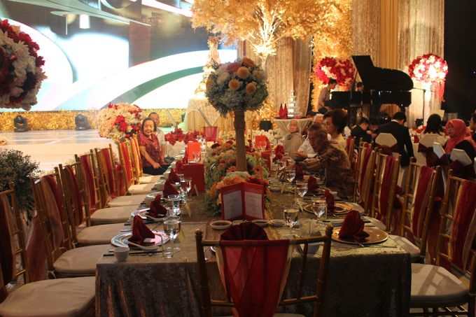 Wedding Anniversary of by HARRIS Hotel & Conventions Gubeng - Surabaya - 004