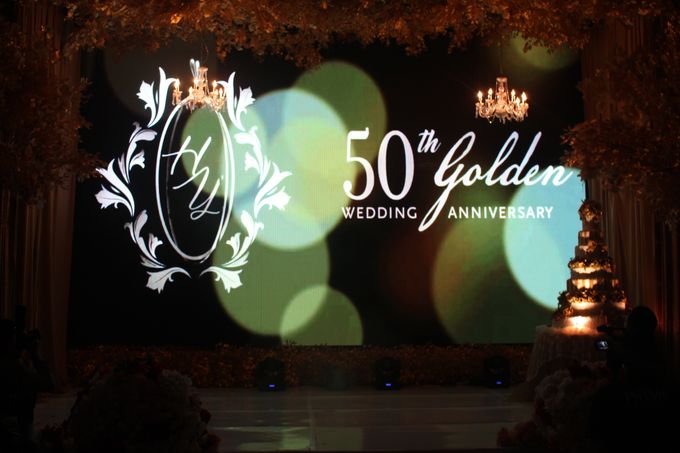 Wedding Anniversary of by HARRIS Hotel & Conventions Gubeng - Surabaya - 014