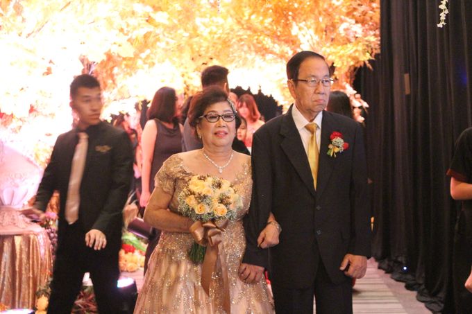 Wedding Anniversary of by HARRIS Hotel & Conventions Gubeng - Surabaya - 018