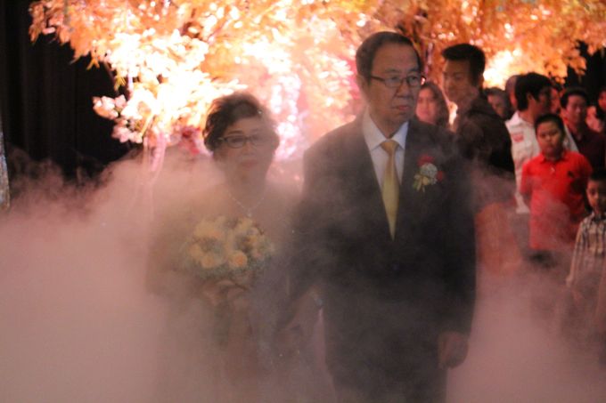 Wedding Anniversary of by HARRIS Hotel & Conventions Gubeng - Surabaya - 019