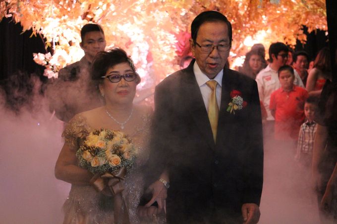 Wedding Anniversary of by HARRIS Hotel & Conventions Gubeng - Surabaya - 020