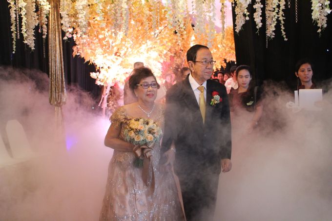 Wedding Anniversary of by HARRIS Hotel & Conventions Gubeng - Surabaya - 021