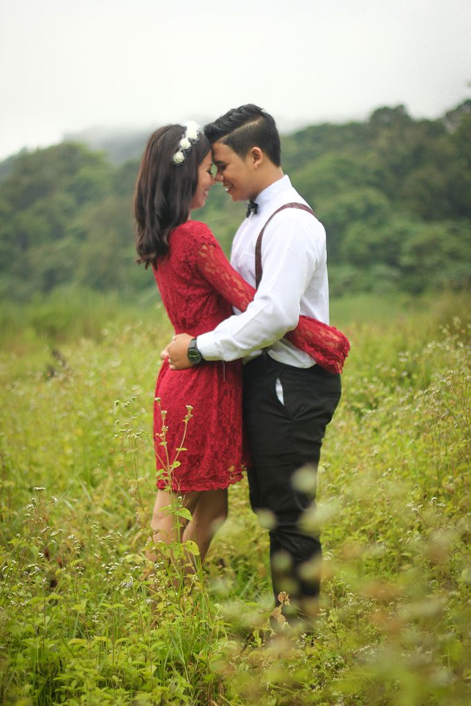 Бачата ноги. Step together. Меренге танец. Ежедневные прогулки на свежем воздухе. Семья в новой квартире.