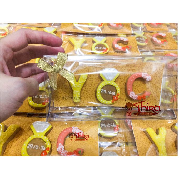 Wedding Cookies with Chinese Theme by Thira Cake and Cookies - 005 Wedding Cookies with Chinese Theme by Thira Cake and Cookies - 005