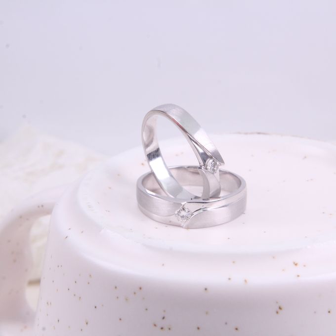 Custom Wedding Ring V&Co Jewellery by V&Co Jewellery - 002 Custom Wedding Ring V&Co Jewellery by V&Co Jewellery - 002