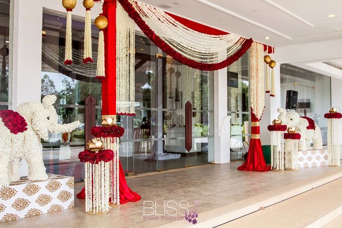 Wonderful wedding at Le Meridien Angkor by BLISS Events & Weddings Thailand - 016 Wonderful wedding at Le Meridien Angkor by BLISS Events & Weddings Thailand - 016