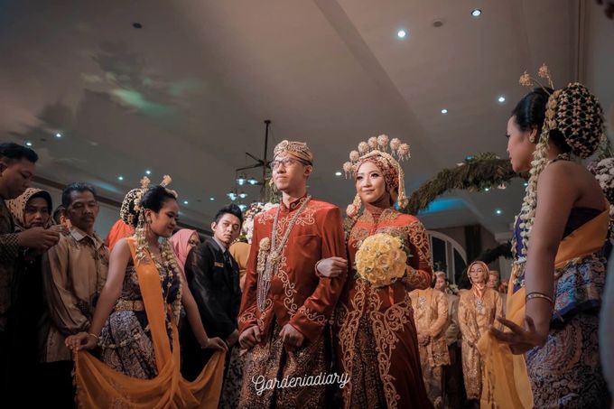 Indi & Dika The Wedding by gardeniadiary - 036