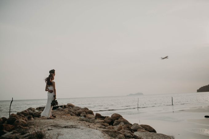 Warm engagement session in Penang  by Amelia Soo photography - 047