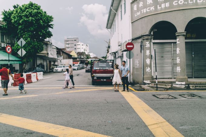 Streetstyle engagement session in Penang 04 by Amelia Soo photography - 030