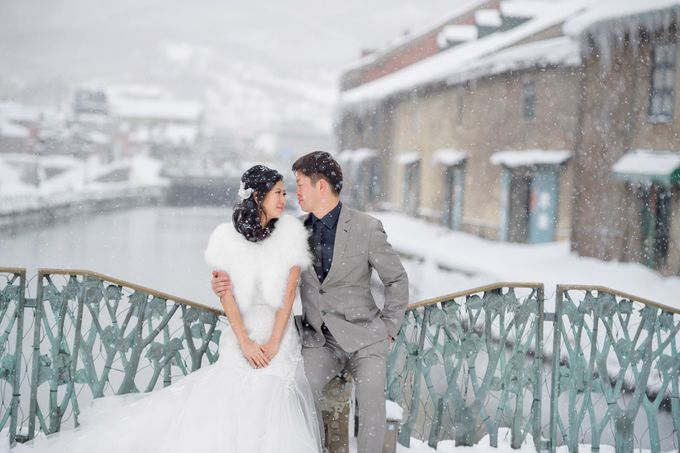 Winter Prewedding Hokkaido, Japan; the Otaru canal, Niseko slopes by John15 Photography - 021 Winter Prewedding Hokkaido, Japan; the Otaru canal, Niseko slopes by John15 Photography - 021