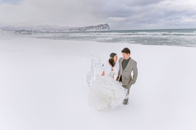 Winter Prewedding Hokkaido, Japan; the Otaru canal, Niseko slopes by John15 Photography - 024 Winter Prewedding Hokkaido, Japan; the Otaru canal, Niseko slopes by John15 Photography - 024