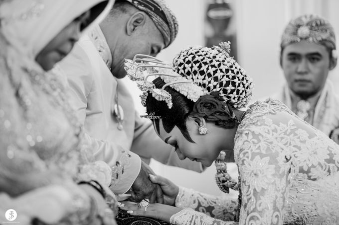 Riga and Ari Wedding by Sonokembang Catering - 021 Riga and Ari Wedding by Sonokembang Catering - 021