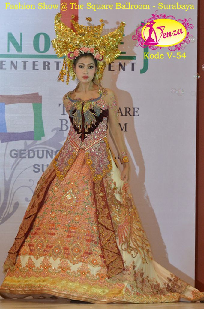 SURABAYA FASHION - THE SQUARE BALLROOM - SURABAYA by Venza Kebaya & Wedding Service - 016