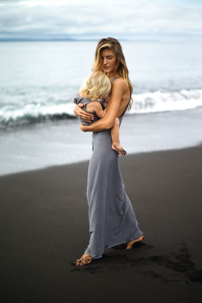 Family Photoshoot in Bali by Rahel Novie Makeup and Beauty - 009