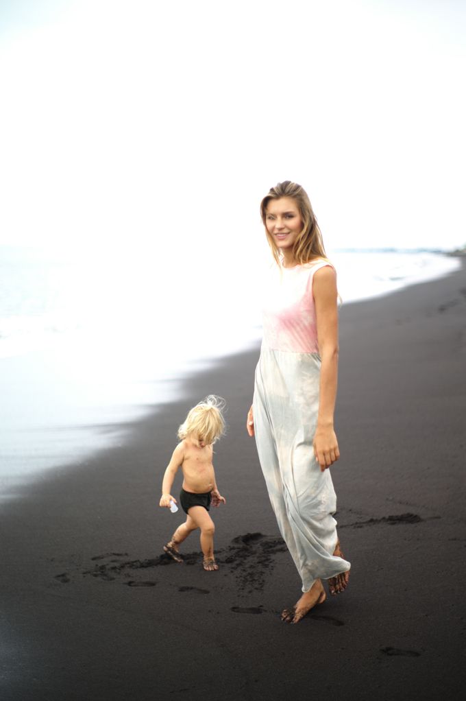 Family Photoshoot in Bali by Rahel Novie Makeup and Beauty - 016