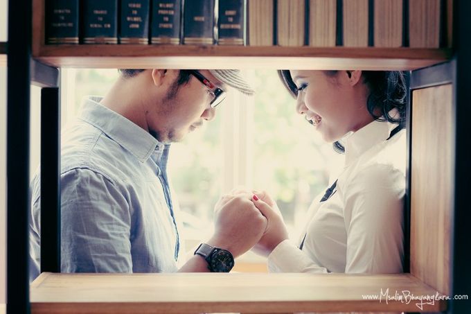 Asri & dhika Prewedding shoot by Djunie Janwary make up wedding - 019 Asri & dhika Prewedding shoot by Djunie Janwary make up wedding - 019