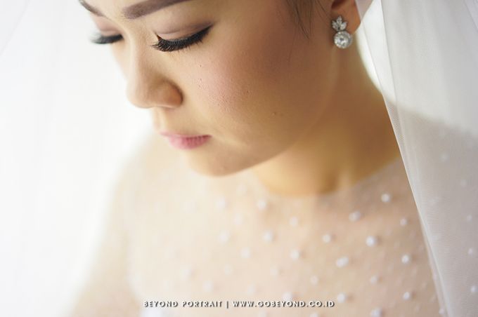 LUCKY & BRENDA by Ovan Putri Bridal and Makeup - 009 LUCKY & BRENDA by Ovan Putri Bridal and Makeup - 009