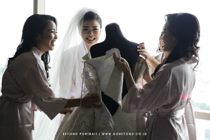 LUCKY & BRENDA by Ovan Putri Bridal and Makeup - 001 LUCKY & BRENDA by Ovan Putri Bridal and Makeup - 001