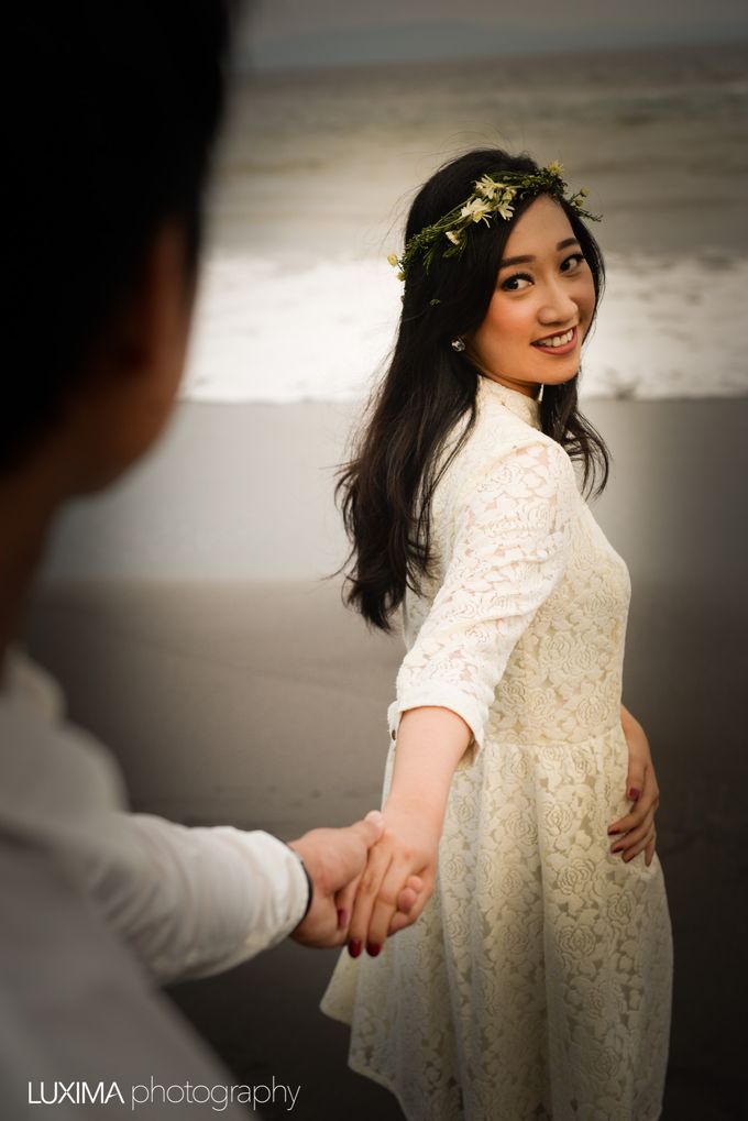 Firly & Asik prewedding photo session by Luxima Photography - 002 Firly & Asik prewedding photo session by Luxima Photography - 002