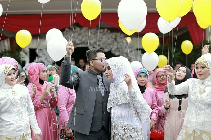 Pengantin Hijab - Bridal - Paes Tradisional by Rumah Rias Itut Bambang - 003 Pengantin Hijab - Bridal - Paes Tradisional by Rumah Rias Itut Bambang - 003