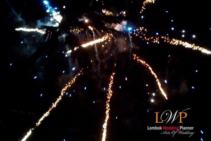 Firework In Lombok by lombok wedding planner - 009 Firework In Lombok by lombok wedding planner - 009